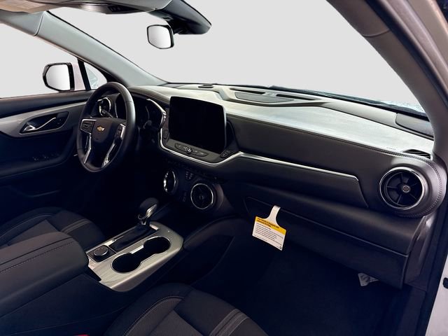 New 2026 Chevrolet Blazer LT image 29