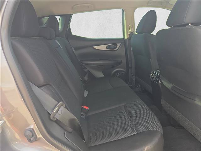 Used 2020 Nissan Rogue Sport S w/ Appearance Package FWD image 16