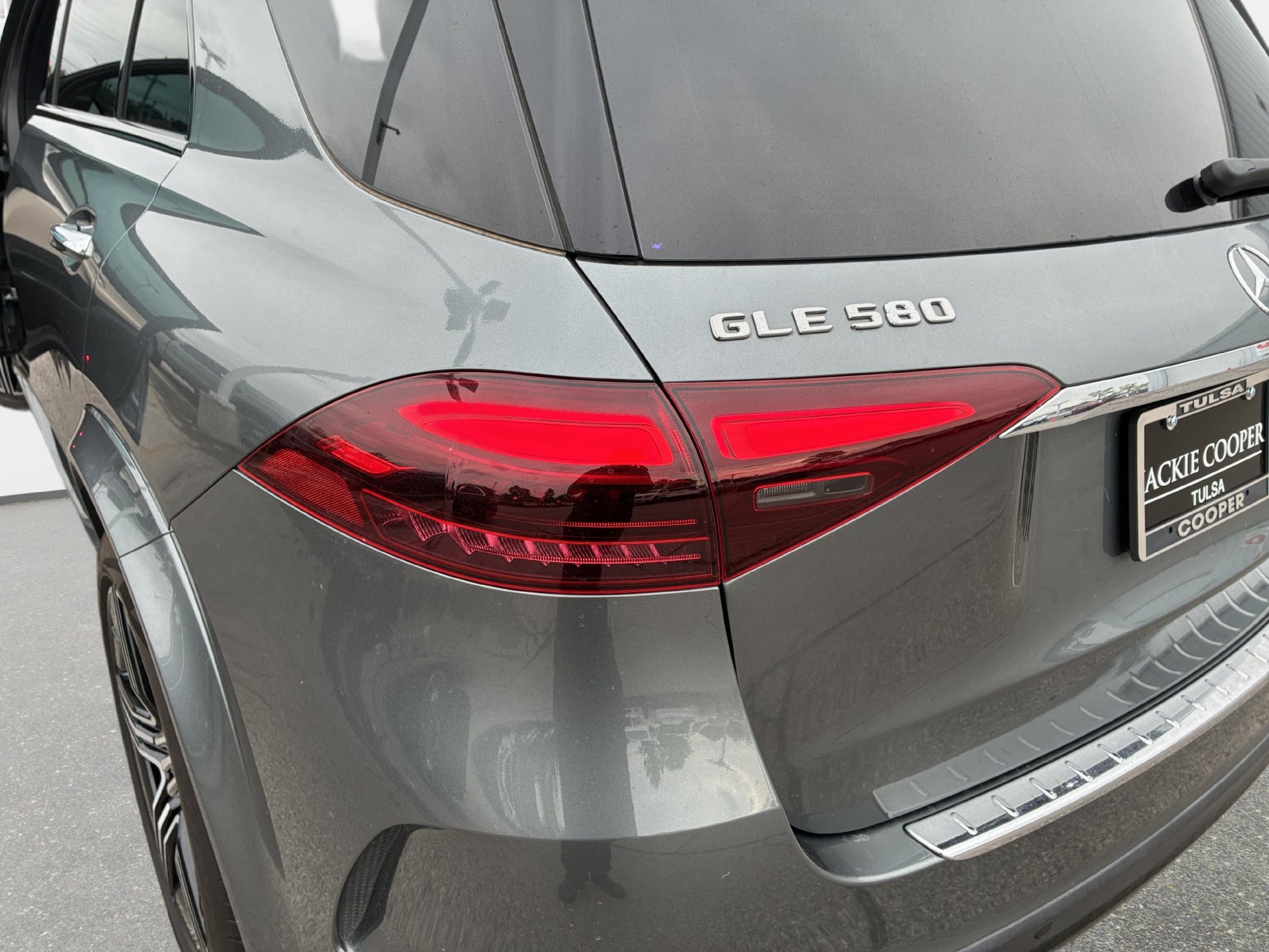 Certified 2025 Mercedes-Benz GLE 580 4MATIC image 33