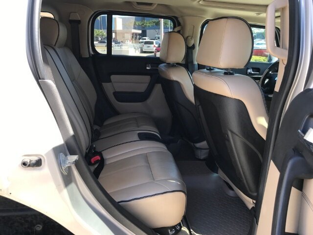 Used 2008 HUMMER H3 Luxury AWD/4WD image 8