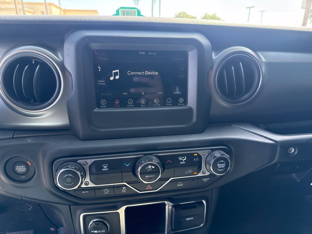 Used 2023 Jeep Gladiator Sport AWD/4WD image 15