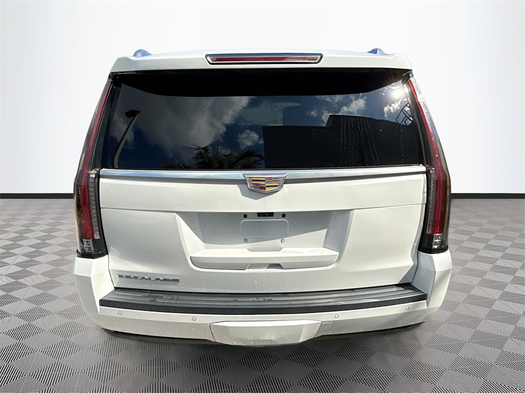 Used 2019 Cadillac Escalade Platinum image 7