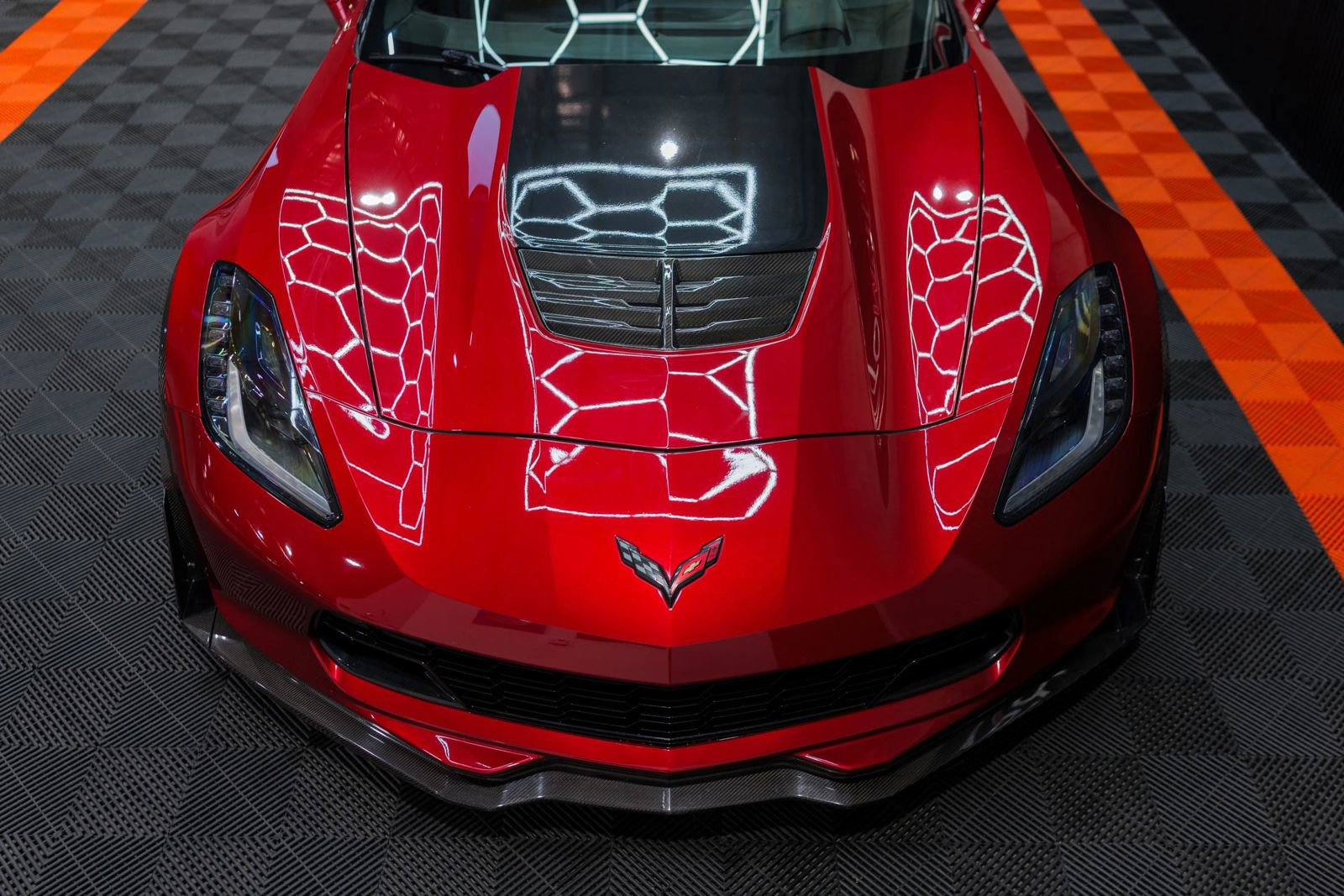 Used 2015 Chevrolet Corvette Z06 w/ 3LZ Preferred Equipment Group RWD image 12