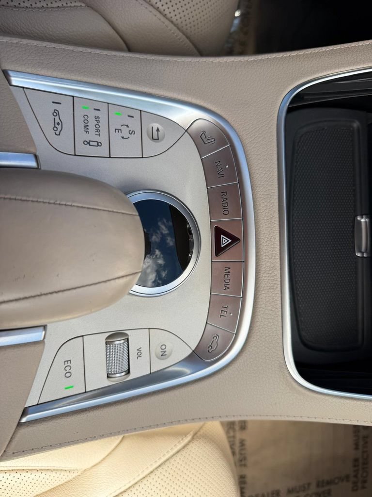 Used 2014 Mercedes-Benz S 550 Sedan image 30