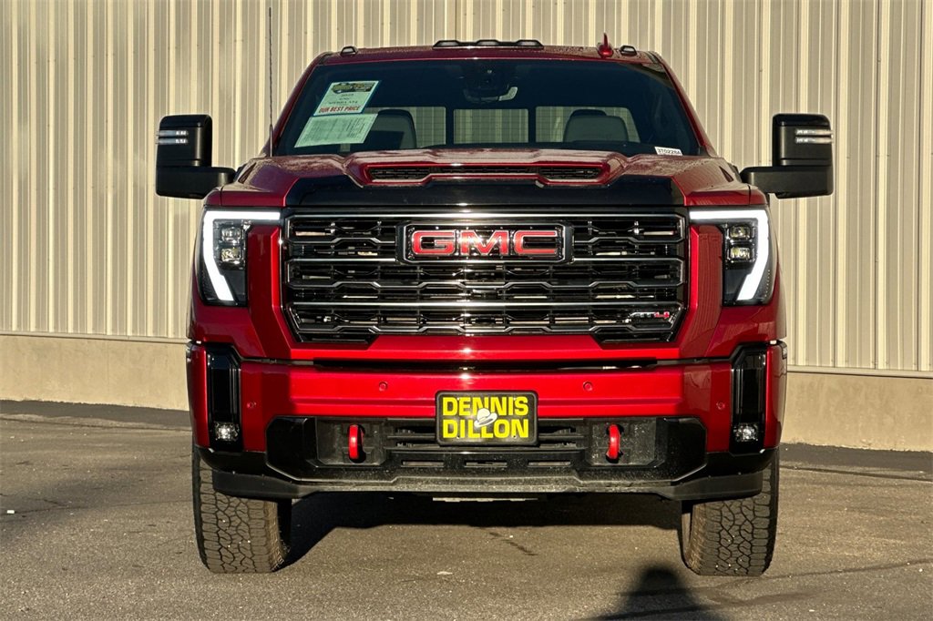 Used 2025 GMC Sierra 2500 AT4 w/ AT4 Premium Plus Package image 9