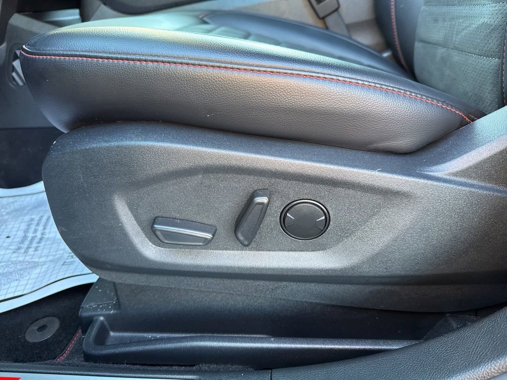 Used 2024 Ford Edge ST-Line image 16