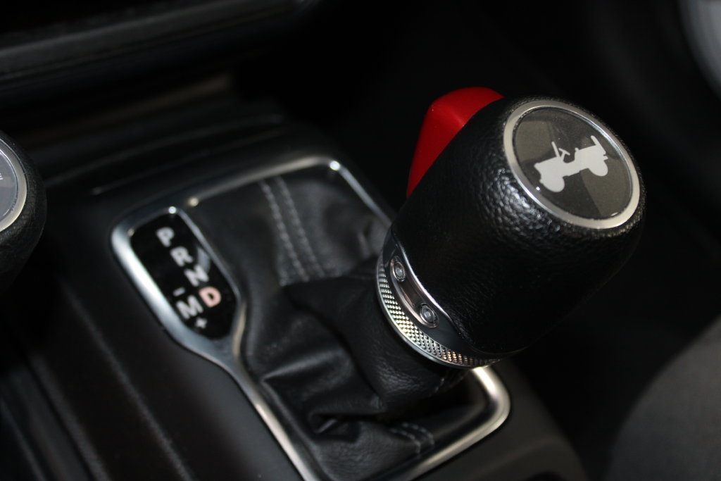 Used 2024 Jeep Wrangler Unlimited Sahara AWD/4WD image 49