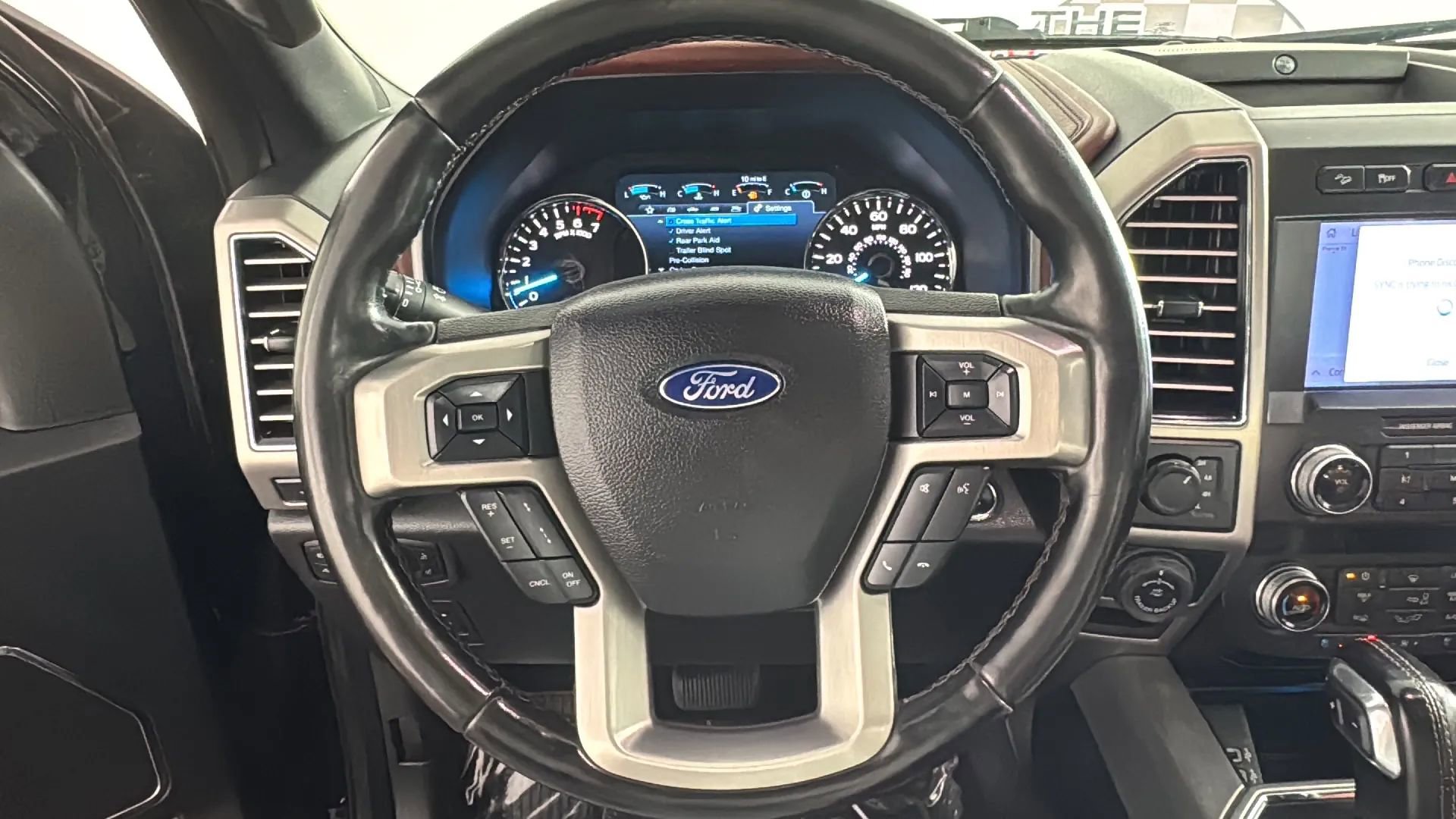 Used 2020 Ford F150 Platinum w/ Equipment Group 701A Luxury AWD/4WD image 15