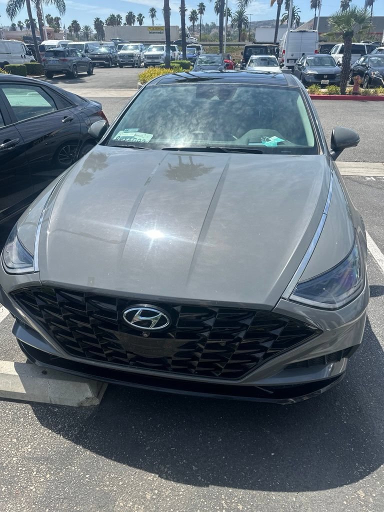 Used 2020 Hyundai Sonata Limited FWD image 3