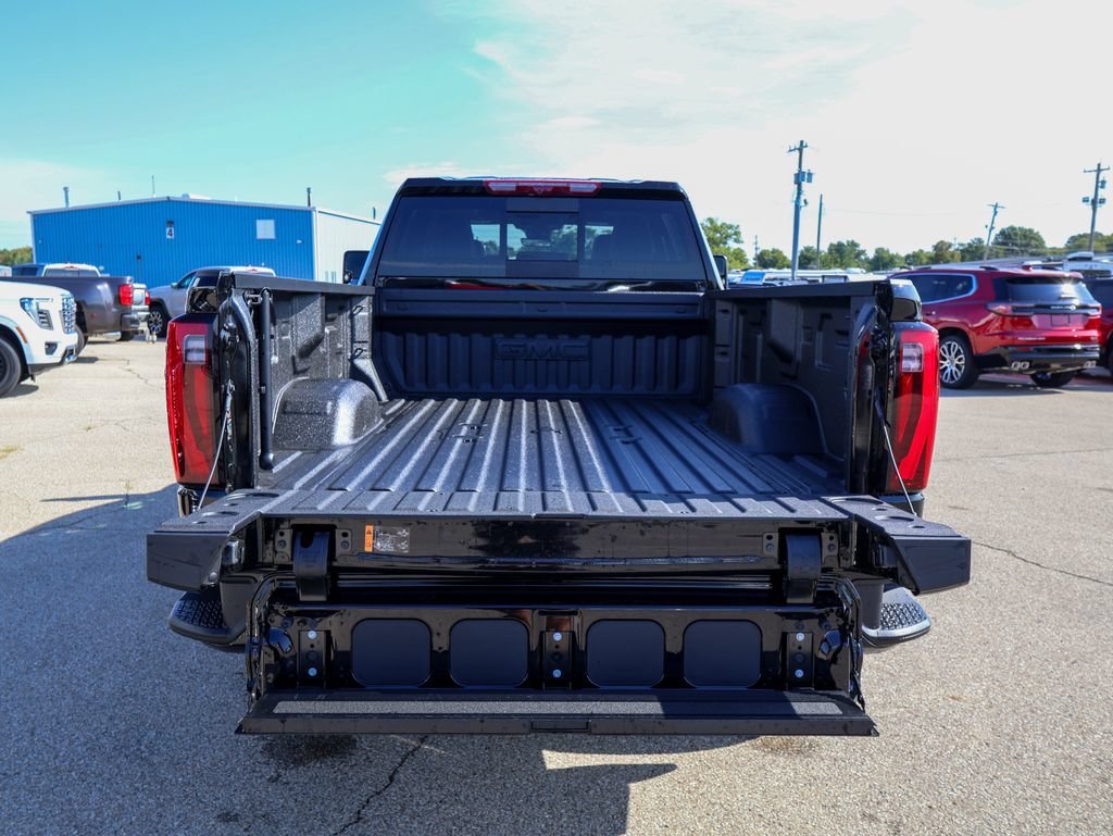 New 2026 GMC Sierra 3500 Denali Ultimate AWD/4WD image 5