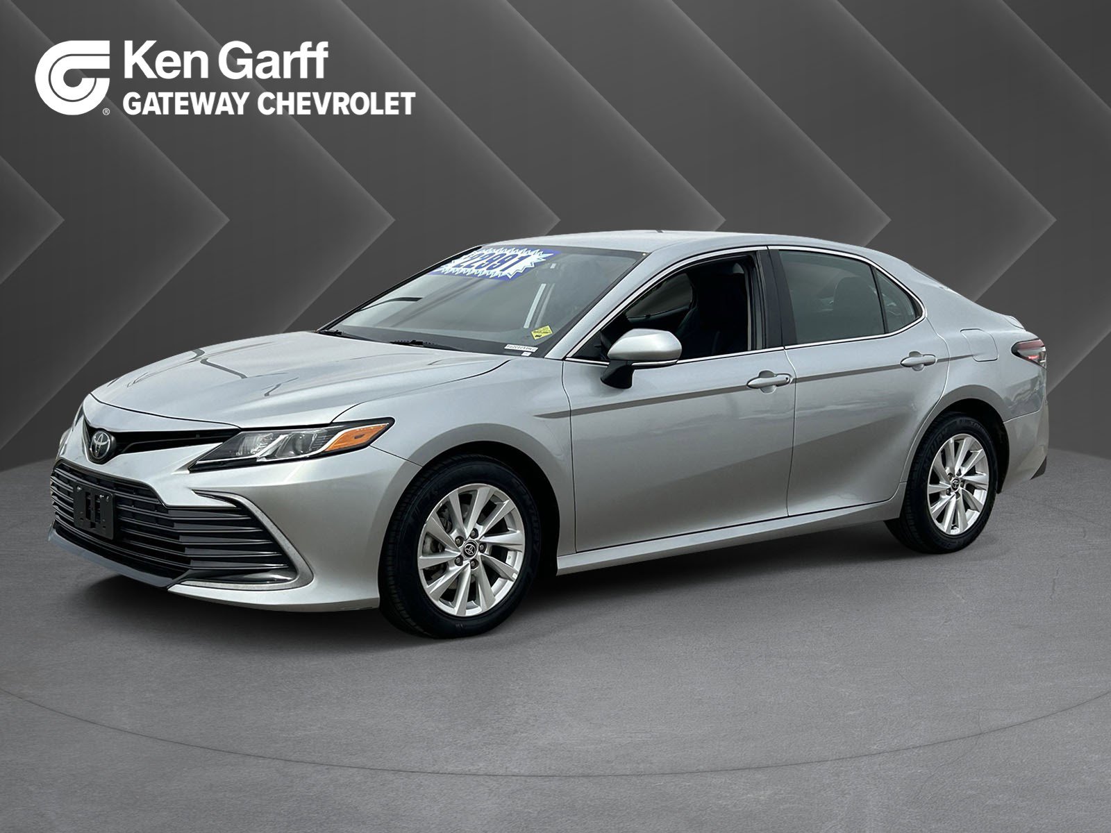 Used 2024 Toyota Camry LE FWD image 1