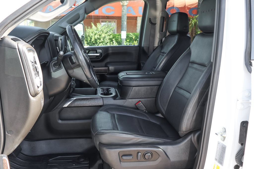 Used 2022 GMC Sierra 2500 Denali w/ Denali Ultimate Package AWD/4WD image 23