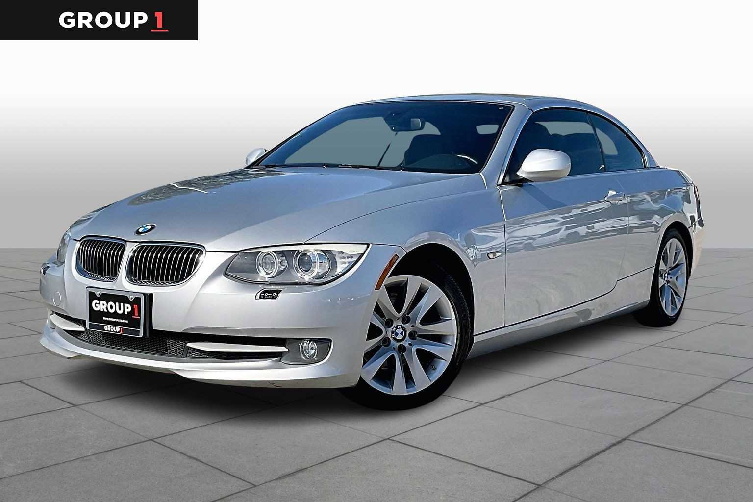 Used 2012 BMW 328i Convertible image 1