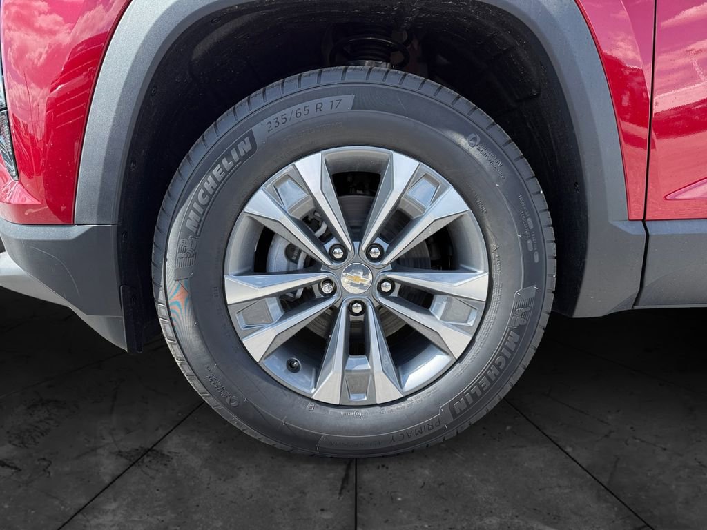 New 2026 Chevrolet Equinox LT w/ Convenience Package II AWD/4WD image 14