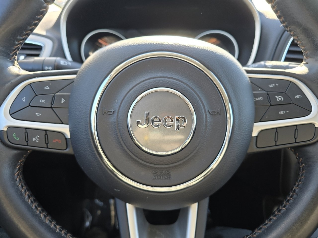 Used 2020 Jeep Compass Latitude image 25