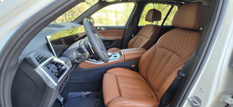 New 2026 BMW X5 M60i image 19