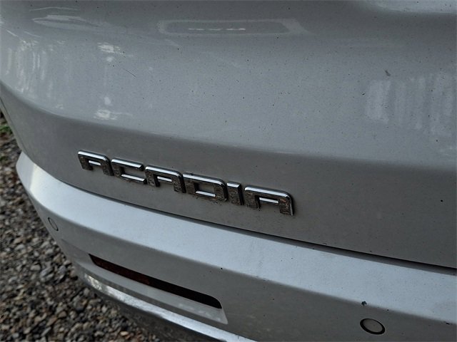 Used 2017 GMC Acadia Denali w/ Technology Package image 8