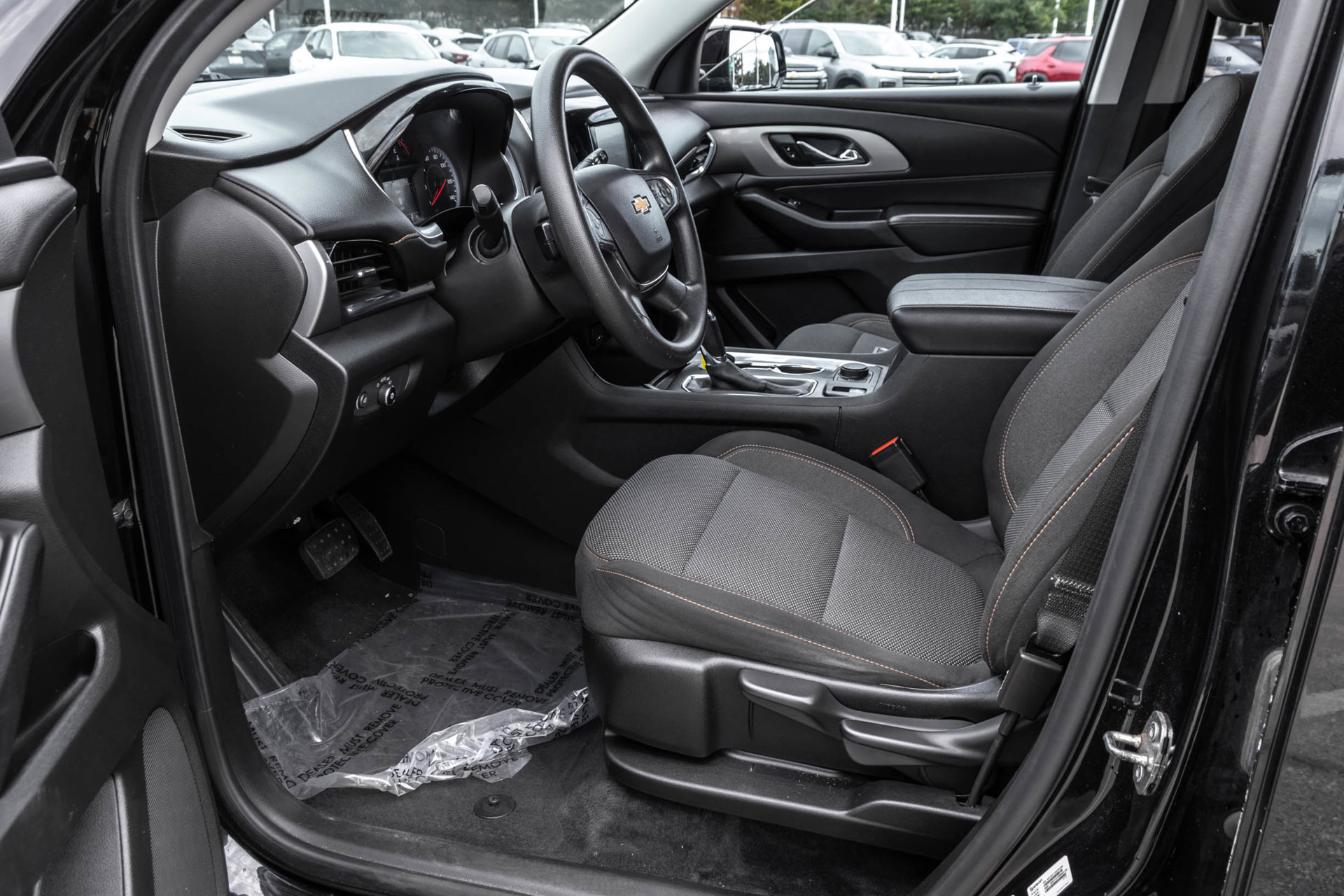 Used 2019 Chevrolet Traverse LS FWD image 7