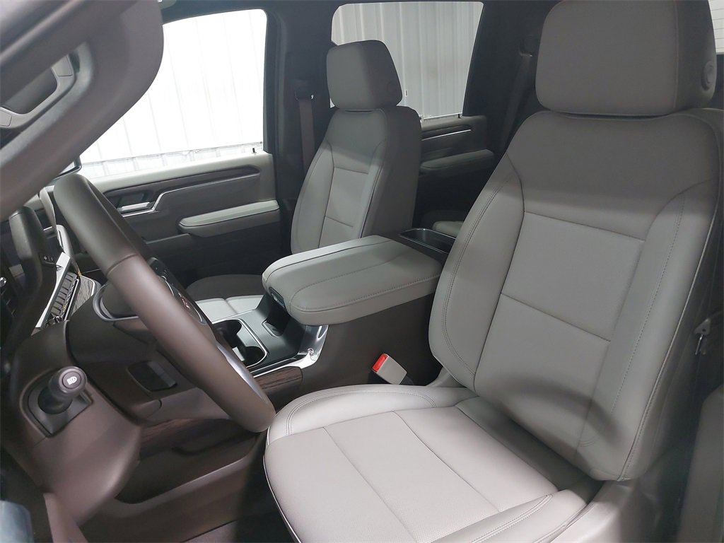 New 2026 GMC Sierra 3500 SLT w/ SLT Premium Package image 15