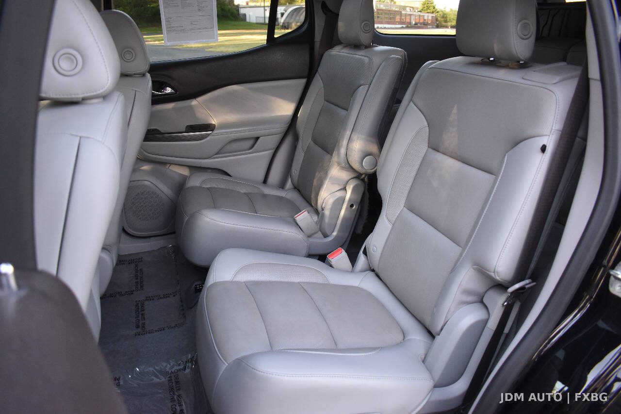 Used 2018 GMC Acadia SLT w/ LPO, Floor Liner Package AWD/4WD image 14