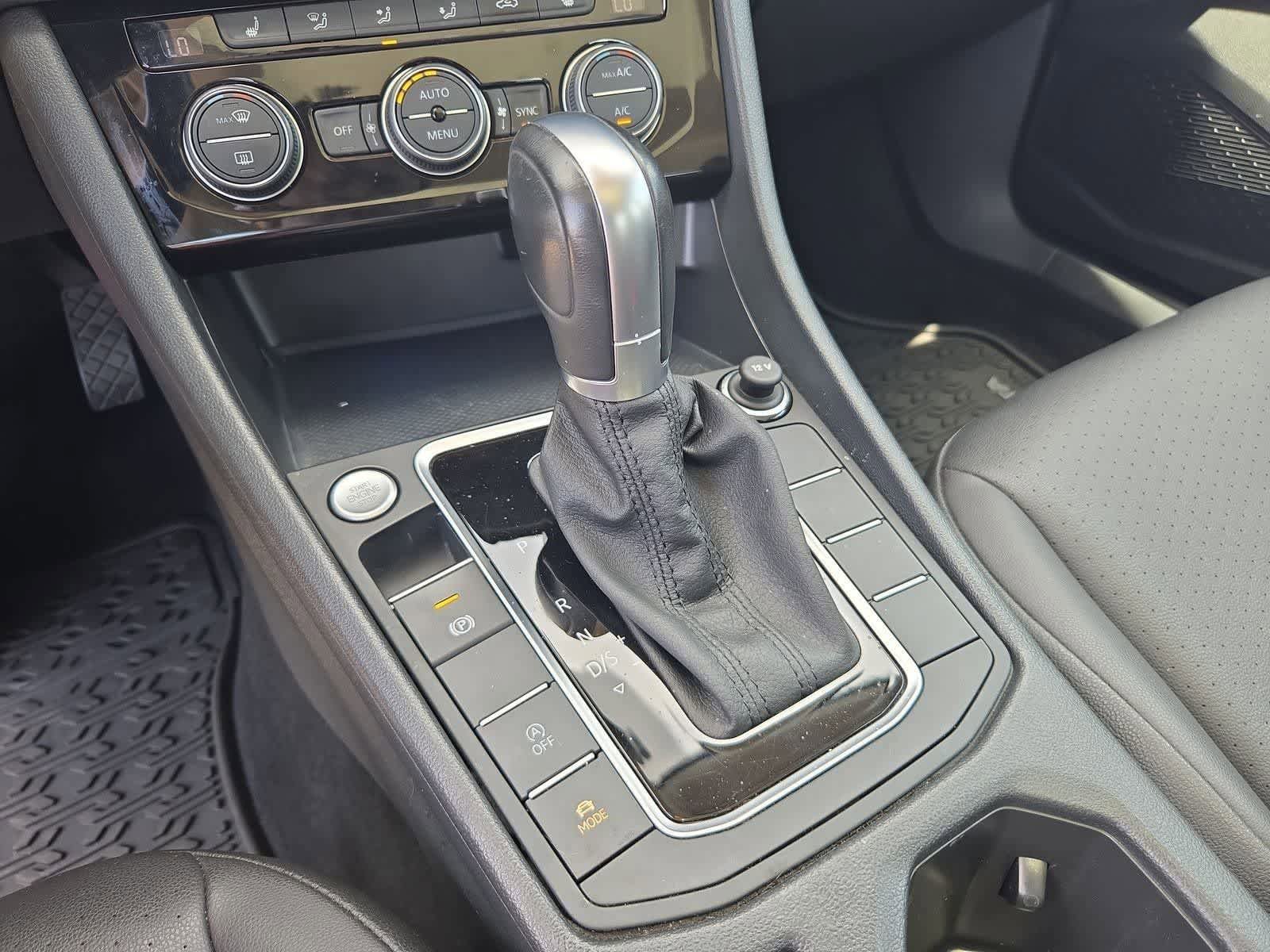 Used 2019 Volkswagen Jetta SEL FWD image 29