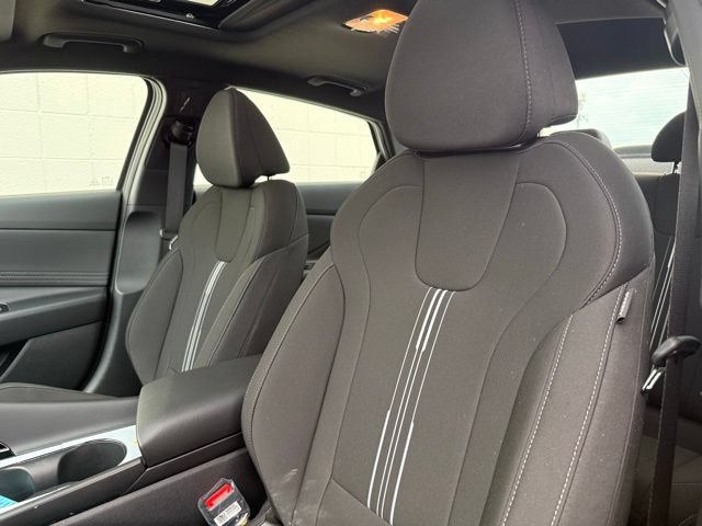 New 2026 Hyundai Elantra SEL Sport Premium FWD image 5