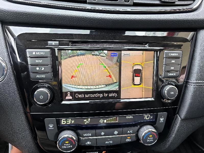 Used 2019 Nissan Rogue SL w/ Premium Package image 10