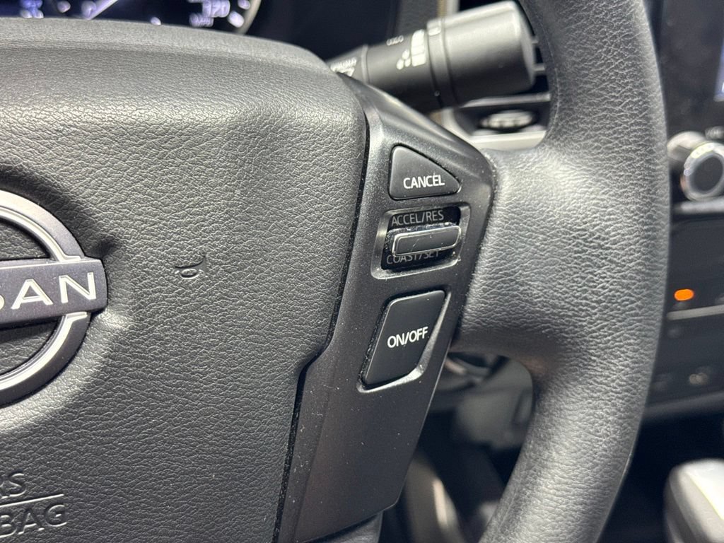 Used 2024 Nissan Frontier SV AWD/4WD image 13