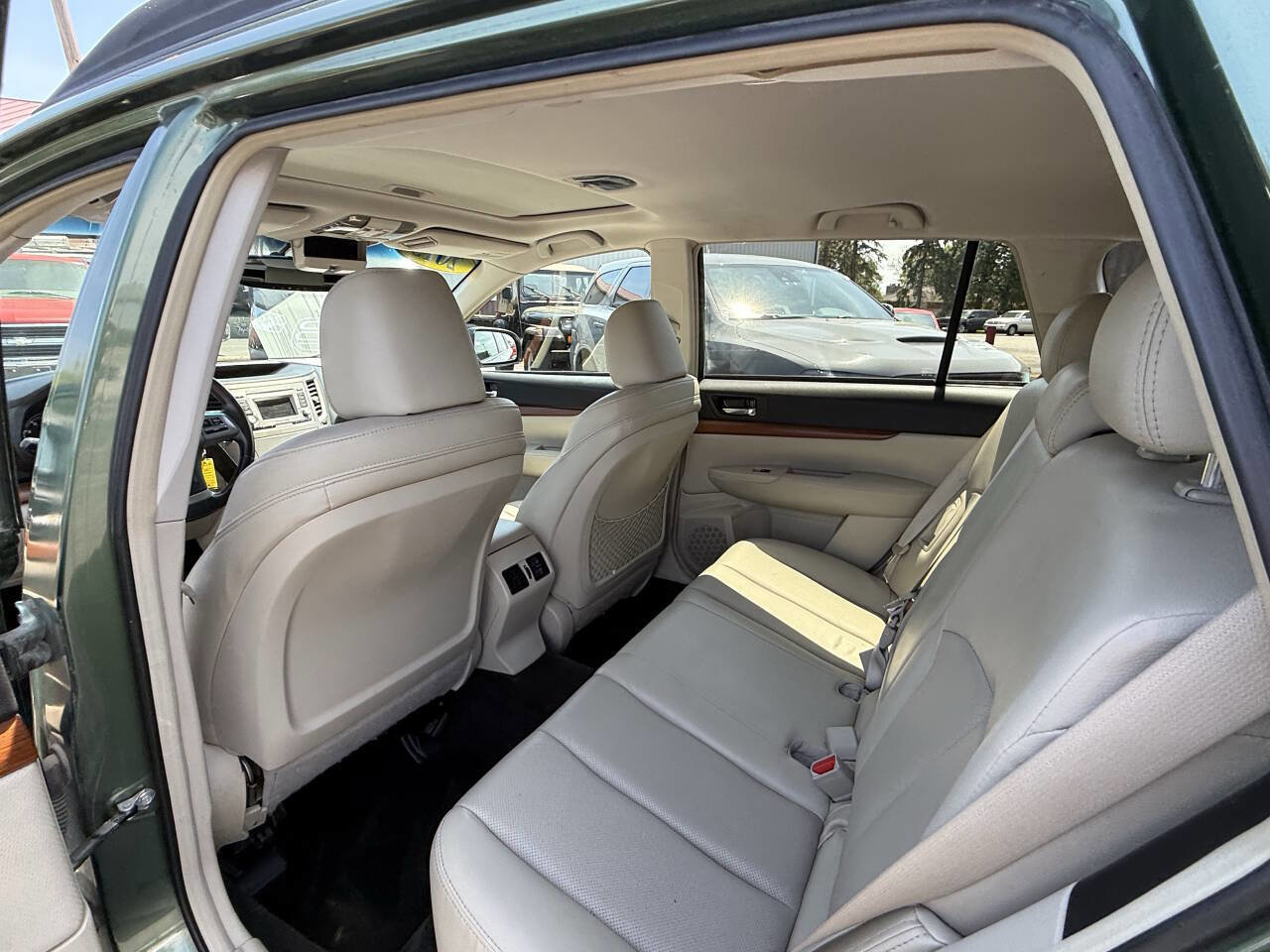 Used 2013 Subaru Outback 2.5i Limited w/ Moonroof Pkg AWD/4WD image 20