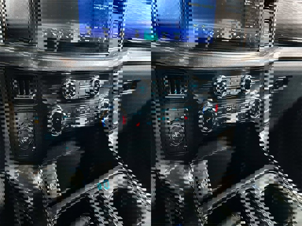 Used 2023 Ford F150 XLT w/ Equipment Group 302A High image 35