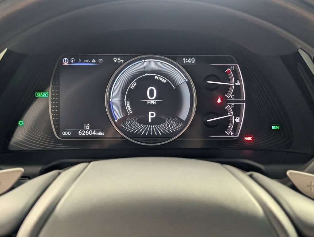 Used 2022 Lexus ES 300h Ultra Luxury w/ Protection Package (P3) FWD image 18