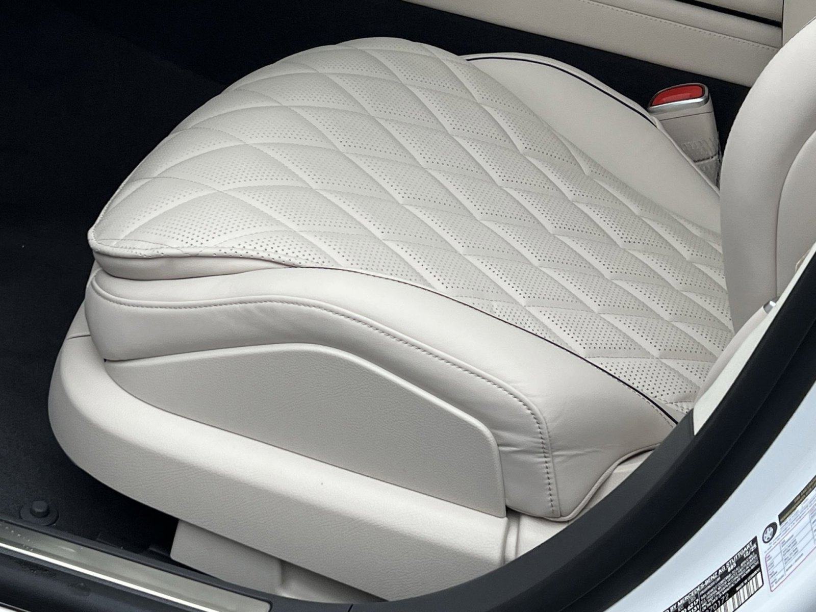 New 2026 Mercedes-Benz S 580 4MATIC Sedan image 12