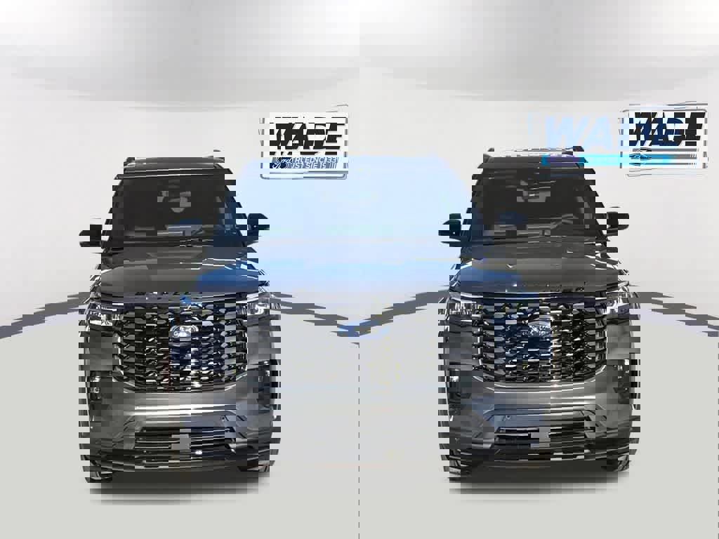 New 2026 Ford Explorer ST-Line image 3