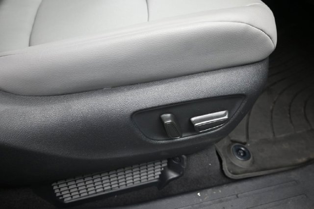 Certified 2026 Toyota Sienna XLE AWD/4WD image 21