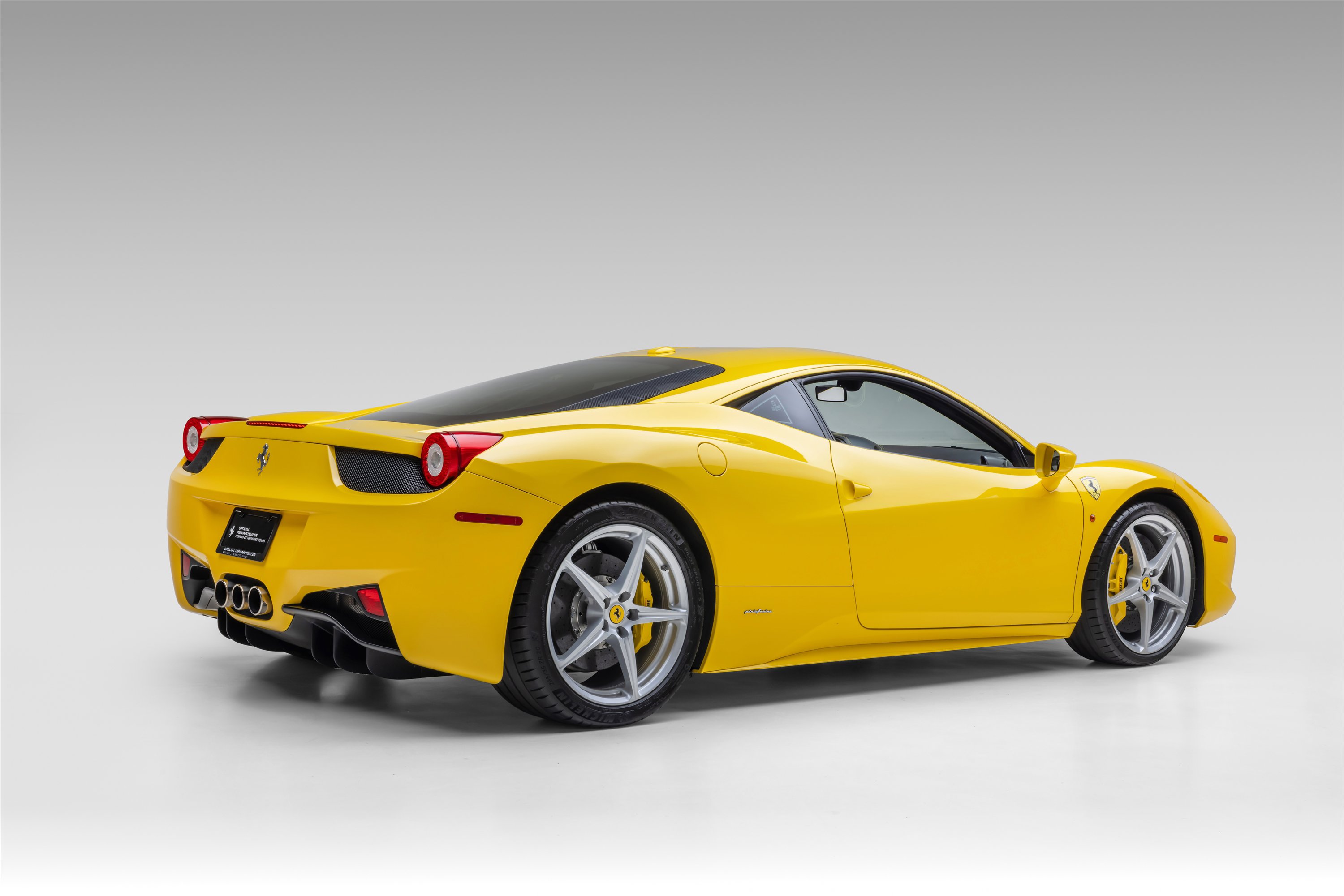 Used 2012 Ferrari 458 Italia Coupe image 12