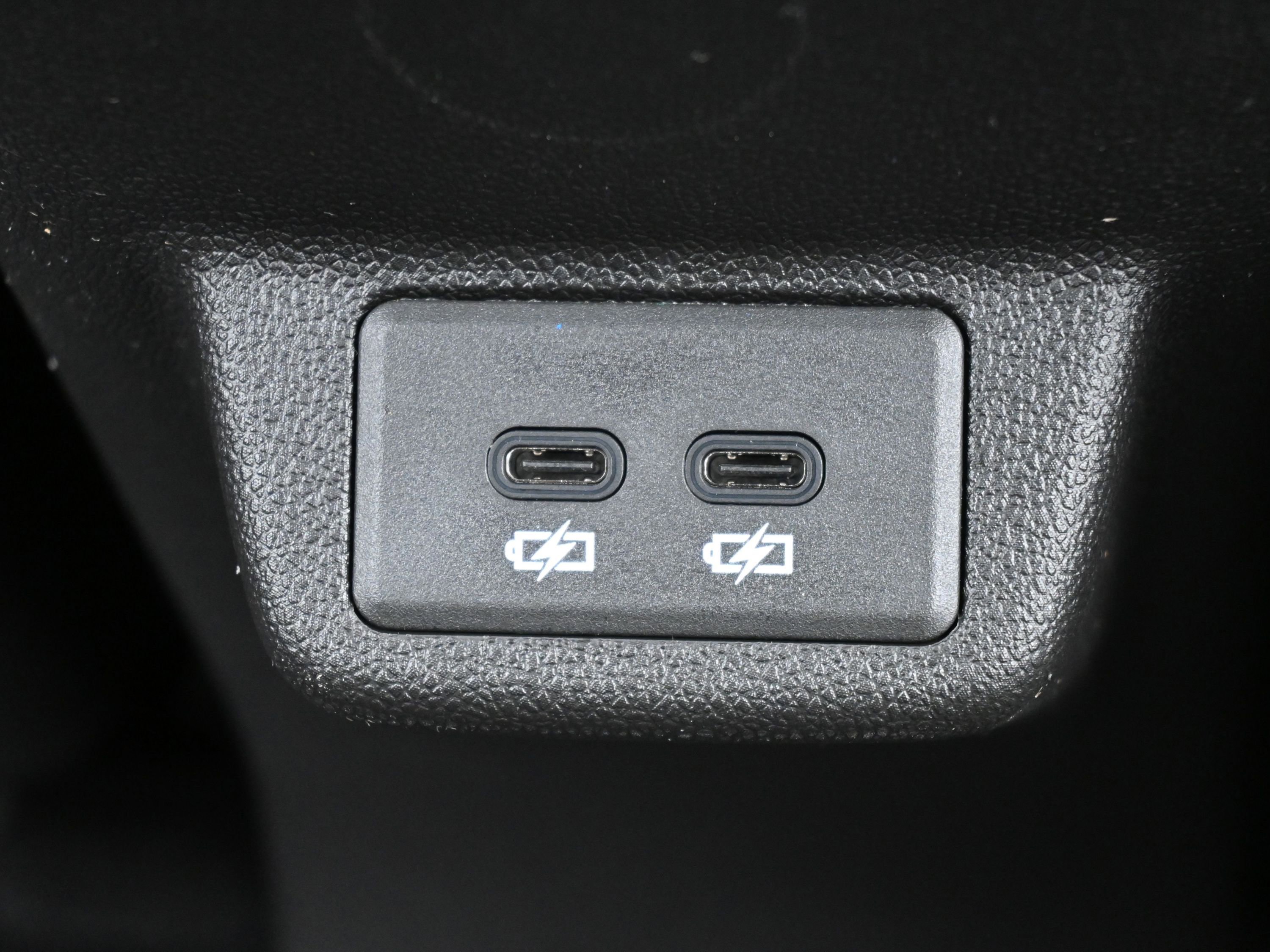 New 2027 Chevrolet Bolt RS w/ Technology Package image 32