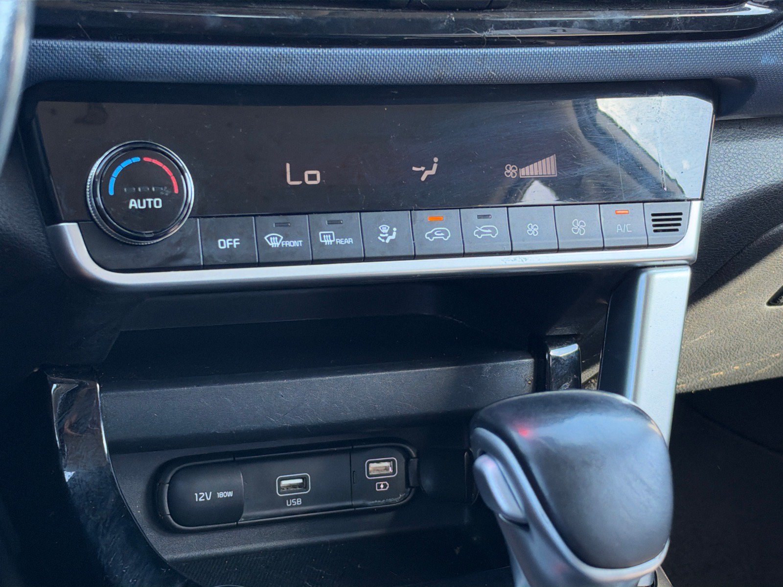 Used 2022 Kia Seltos Nightfall Edition AWD/4WD image 16