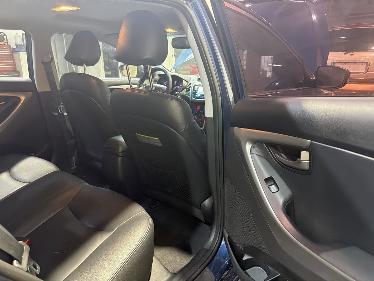 Used 2016 Hyundai Elantra Value Edition FWD image 24