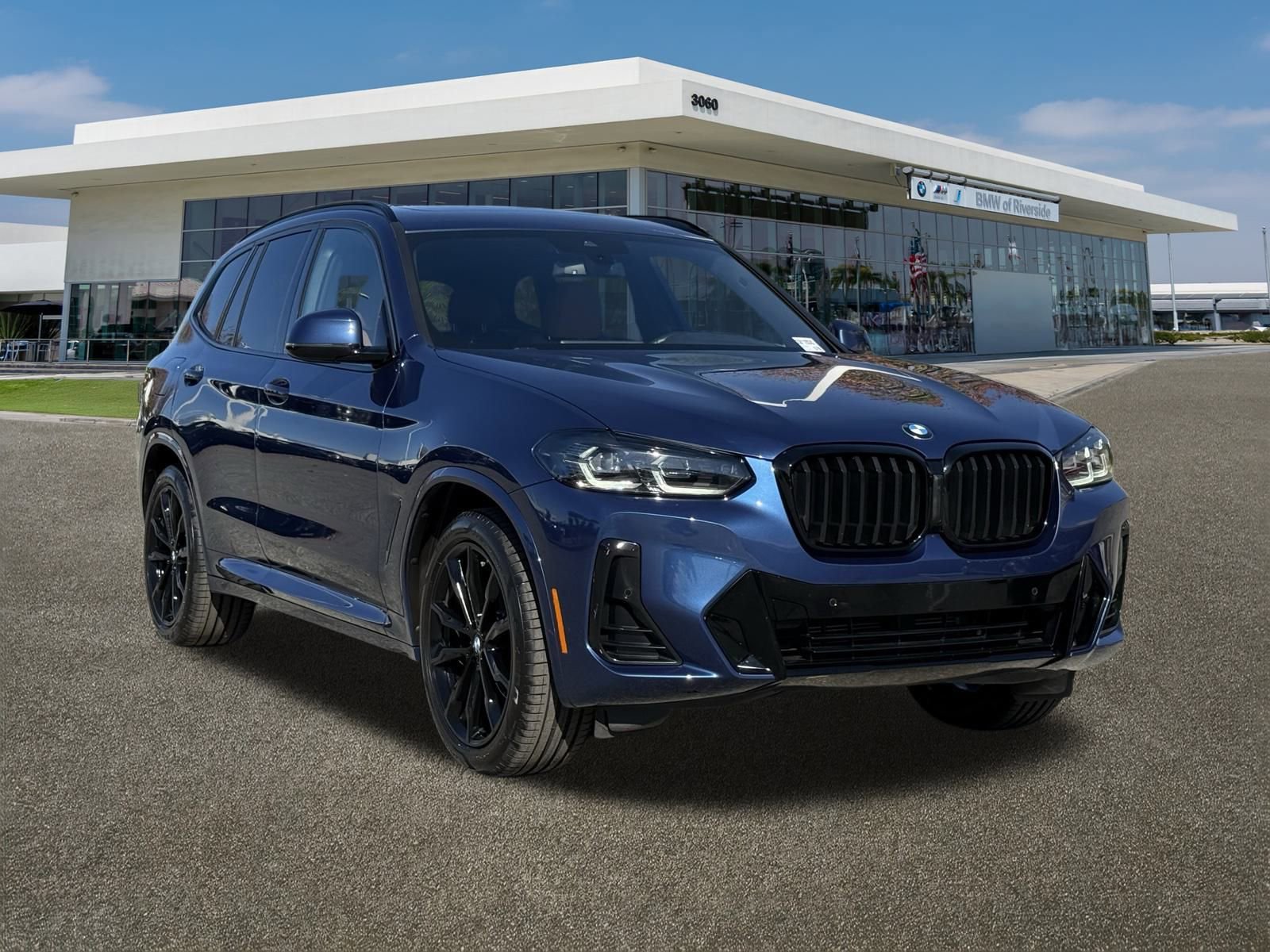 Certified 2024 BMW X3 sDrive30i w/ M Sport Package image 2