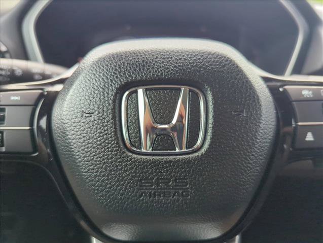 Used 2025 Honda Pilot Elite image 24