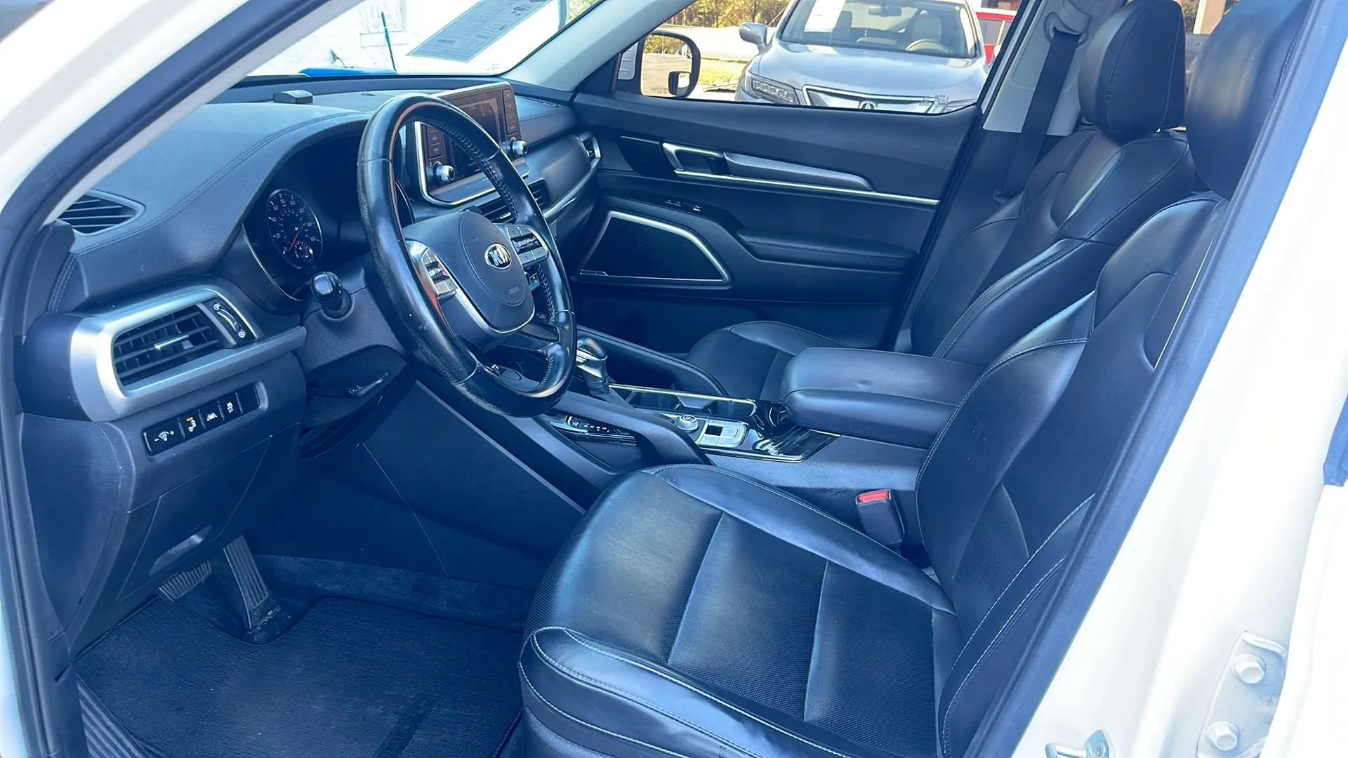 Used 2020 Kia Telluride S w/ S 8 Passenger Seating Package image 21