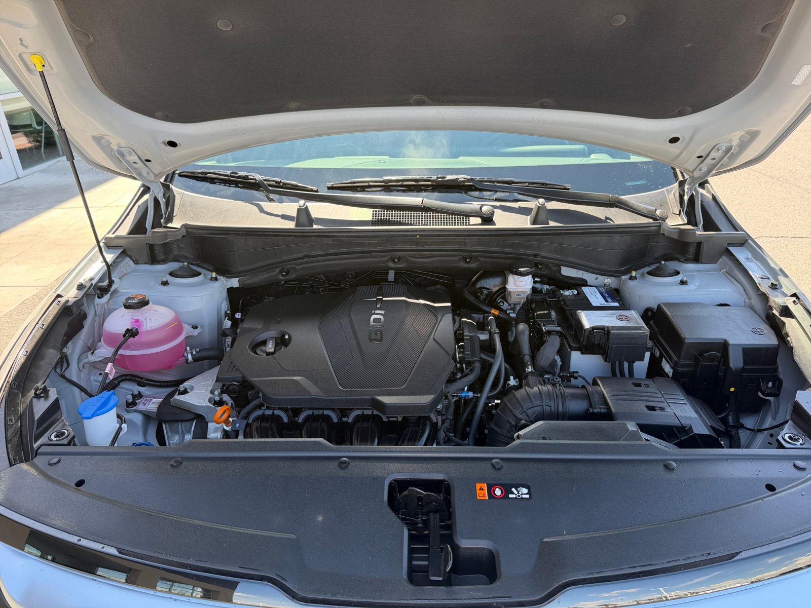 Used 2025 Kia Sportage SX image 21