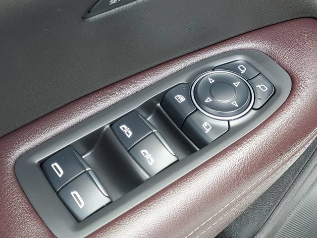 Used 2022 Cadillac XT6 Premium Luxury w/ LPO, Floor Liner Package AWD/4WD image 29