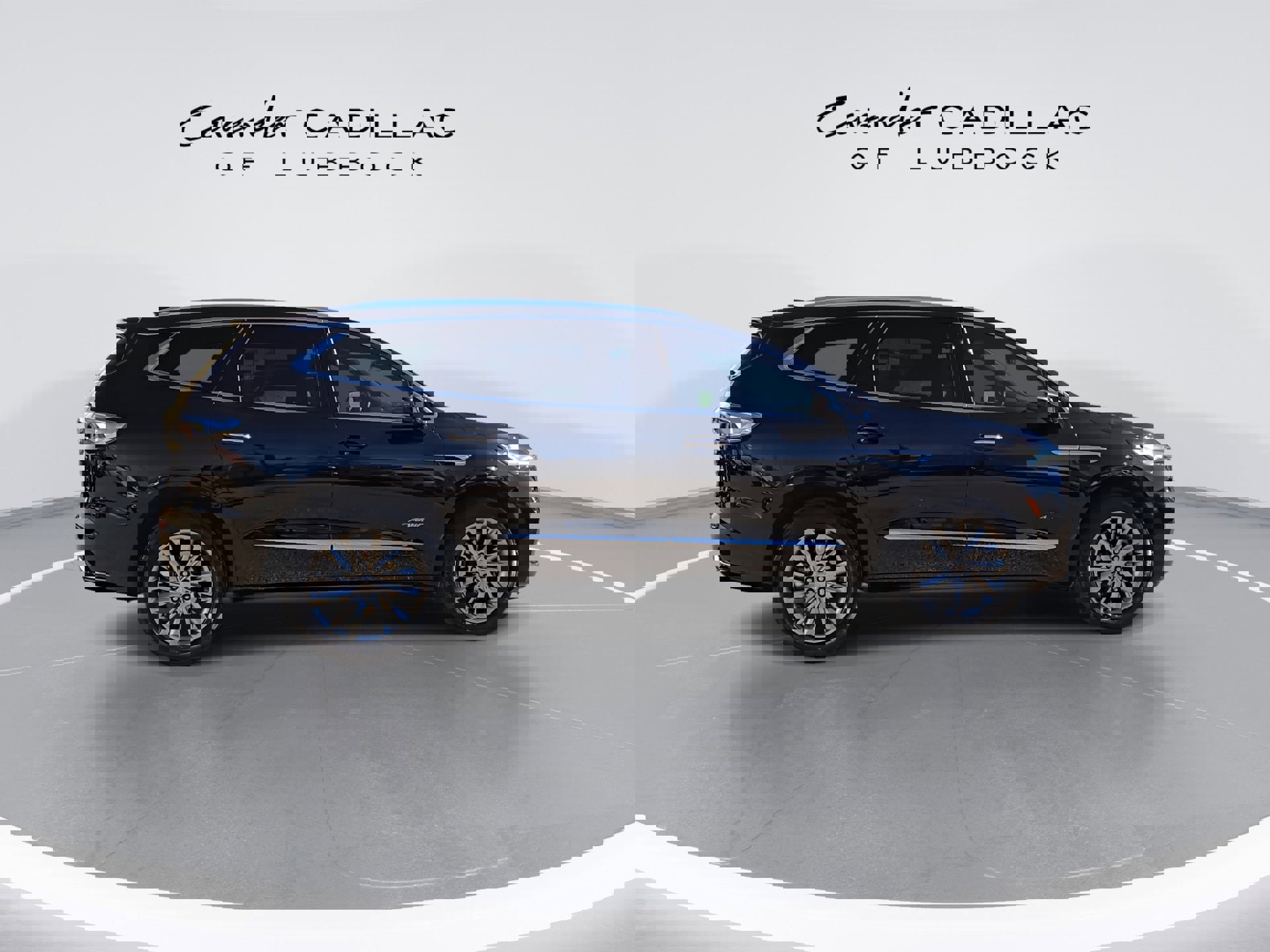 Used 2022 Buick Enclave Avenir w/ Avenir Technology Package image 9