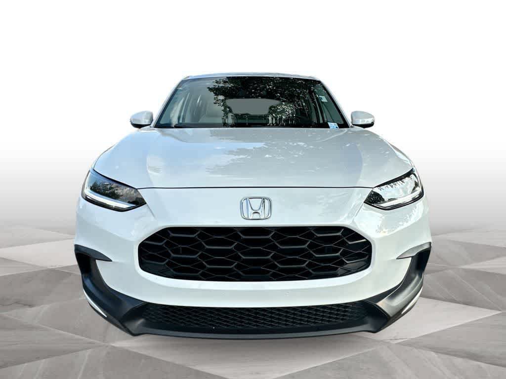 Used 2025 Honda HR-V LX image 3