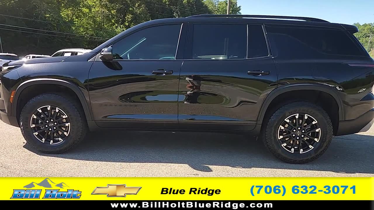 Used 2025 Chevrolet Traverse Z71 w/ Driver Confidence Package AWD/4WD image 1