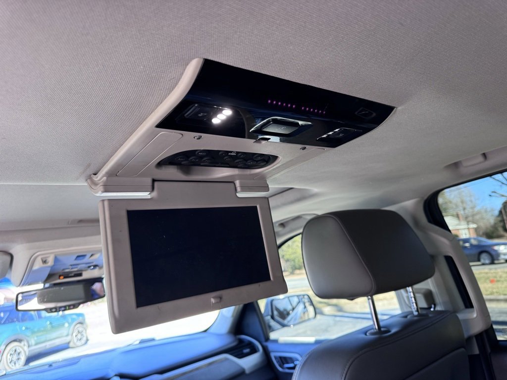 Used 2016 GMC Yukon XL Denali w/ Open Road Package image 39