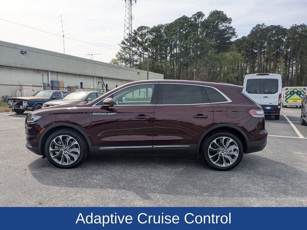Used 2023 Lincoln Nautilus Reserve w/ Equipment Group 201A image 7