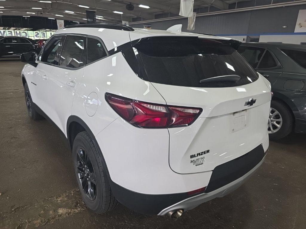 Used 2021 Chevrolet Blazer LT FWD image 4
