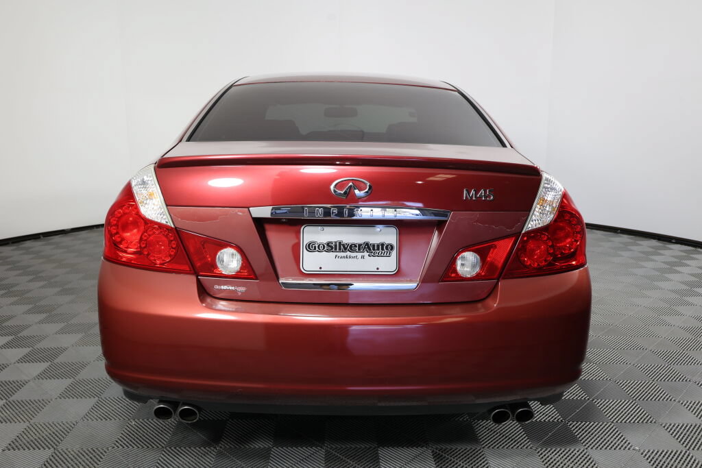 Used 2007 INFINITI M45 Sport w/ Technology Pkg RWD image 3